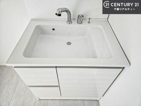 ���ʑ�E���ʏ� �[�����ʑ�{�E���́A�������˂ɂ����̂ł�����ꂪ�y�X�I���������ۂĂ܂��I
�L���C�Ȑ��ʏ��Ŏ��������̃��`�x�[�V�������オ��܂��ˁI