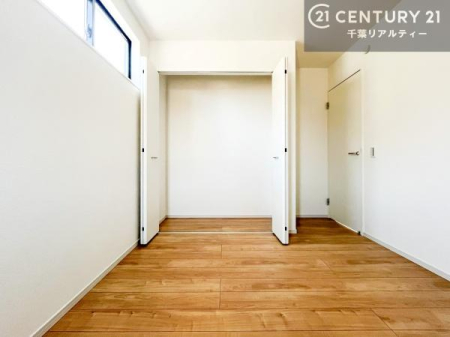 ���[ ���[���[�����Ă��邩�炱���A�������͂����L�X�B�|����Еt�������N�ɂȂ�A���S�n�̗ǂ���炵�������܂��B�y���n�̔���J�Ò��z