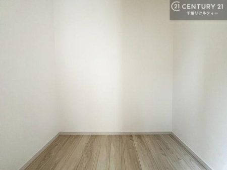 ���[ �E�H�[�N�C���N���[�[�b�g�t���ł��B��������̂��m���Ȃǂ����[���Ă��������ł��ˁI���ɂ���@�������ȂǋG�ߕ��̑傫�ȉƓd�����[�ł��܂��I