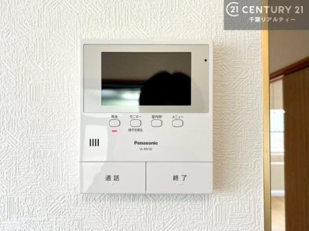 ���̑� TV���j�^�[�t�C���^�[�t�H���������B���K�҂̊���m�F���Ă���Ή��ł��邽�߁A�h�Ɩʂɂ��z�����ꂽ���S�̐ݔ��ł��B