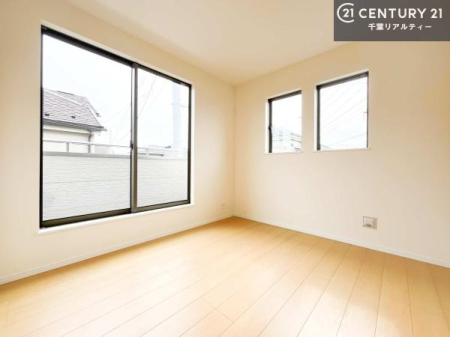 �m�� 2�ʍ̌����m�ۂ������邢�����́A���ʂ����ǂ��A���邭��ϋ��S�n�̗ǂ���ԂƂȂ��Ă���܂��B�����b�N�X���ĉ߂�����S�n�̗ǂ��������ł��I