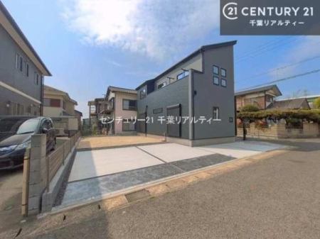 ���ԏ� ���ԃX�y�[�X��2�䕪����܂��I�Z�J���h�J�[�͂������A�o�C�N�⎩�]�ԂȂǂ��u���ꏊ�ɍ���܂���B