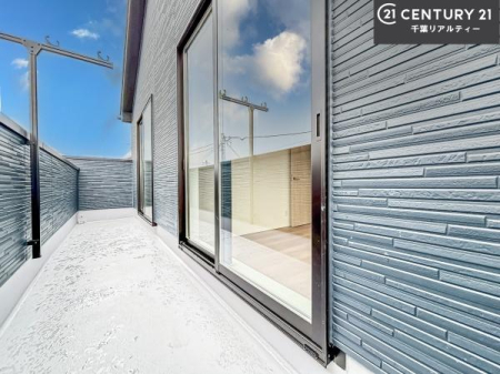 �o���R�j�[ �z������ǍD�ȃo���R�j�[�ł��I���ꂽ���ɂ͐�������n����J���I�Ȏ��Ԃ��y���߂܂��B