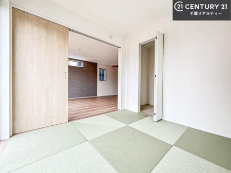 �a�� ���r���O�Ɨאڂ����a���ł��I�Ǝ��̋x�e�X�y�[�X��L�b�Y�X�y�[�X�Ƃ��Ċ��p����̂��悳�����ł��ˁI
�a���̎g�����͖�����I