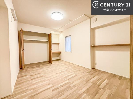 �q������ ���[�X�y�[�X����������m�ۂ���Ă��邽�߁A���������w�p�i���T�b�ƕЕt���A���ł��X�b�L���B
�Y��ȋ�Ԃ��ۂĂ܂��I