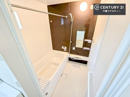 ���� �������������l�̕��͋C�̃o�X���[���́A�����o�Ă��ăo�X�^�C�����[���I
���d���撣���Ă��邲�J���ɂ��D�݂̍���̓����܂����āA�y����ł݂Ă͂������ł��傤���H