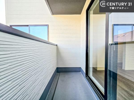 �o���R�j�[ �z������̗ǂ��o���R�j�[�ŁA�����󕨂��悭���������ł��ˁI
���V�C�̗ǂ����ɂ̓o���R�j�[�֏o�ă��t���b�V������̂��C�����悳�����ł��B