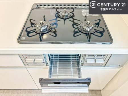 �L�b�`�� �R�����͎O������̂ł������̓����i�s���ł��܂��B
�������O�����t���ł��B�����X�y�[�X���L�X���Ă���׍�Ƃ����₷���I�g�����肪�ǂ��V�X�e���L�b�`���ł��I