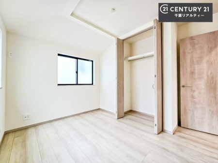 �q������ ���[�͂̂���m���ł��B����������������L�X�Ǝg���ċC�������ǂ��ł��I
�L���C�Ȗ��邢�������ŉ߂����̂́A�X�ɂ̂�т�������ł��܂��ˁI