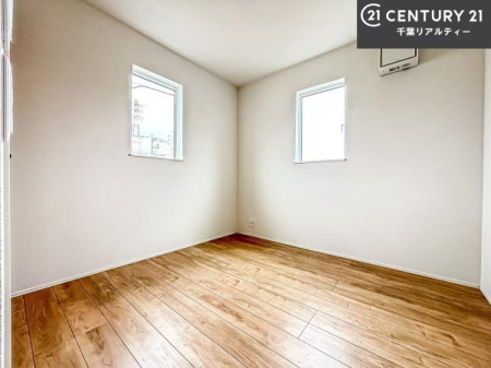 �q������ �|���o�������Ȃ��������́A���q�l�̂������Ƃ��Ă����S�ł��I
���[�X�y�[�X���[�����Ă���̂ŎU�炩�������������T�b�ƕЕt�����܂��I