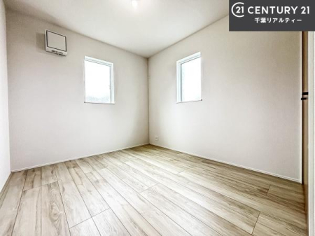 �q������ �|���o�������Ȃ��������́A���q�l�̂������Ƃ��Ă����S�ł��I
���[�X�y�[�X���[�����Ă���̂ŎU�炩�������������T�b�ƕЕt�����܂��I