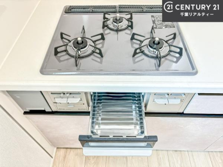 �L�b�`�� �R�����͎O������̂ł������̓����i�s���ł��܂��B
�������O�����t���ł��B�����X�y�[�X���L�X���Ă���׍�Ƃ����₷���I�g�����肪�ǂ��V�X�e���L�b�`���ł��I