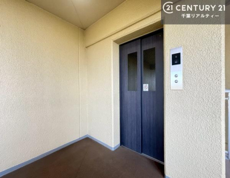 ���̑����p�� �G���x�[�^�[�����ŁA���X�̈ړ������K�B
�����̓��₨�ו��̑������ł��A�X���[�Y�ɂ��A��������܂��I