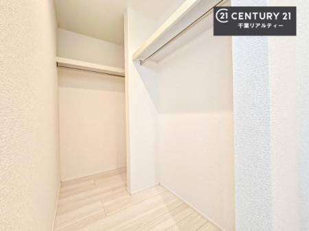 ���[ �E�H�[�N�C���N���[�[�b�g�t���ł��B��������̂��m���Ȃǂ����[���Ă��������ł��ˁI���ɂ���@�������ȂǋG�ߕ��̑傫�ȉƓd�����[�ł��܂��I