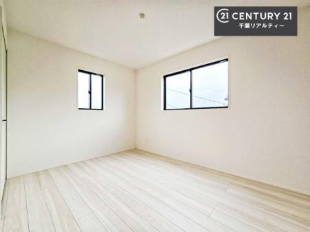 �m�� 2�ʍ̌����m�ۂ������邢�����́A���ʂ����ǂ��A���邭��ϋ��S�n�̗ǂ���ԂƂȂ��Ă���܂��B�����b�N�X���ĉ߂�����S�n�̗ǂ��������ł��I