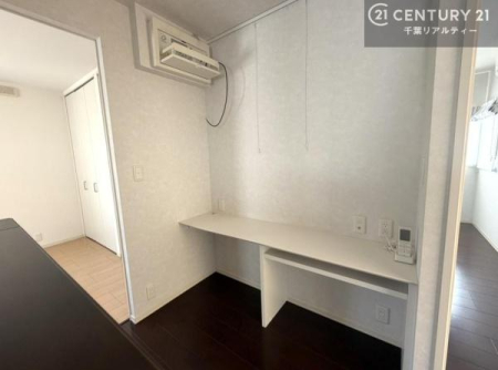 ���r���O �J�E���^�[�͂��q�l�̕׋��⃊���[�g�X�y�[�X�Ƃ��Ă��I
������Ƃ������蕨��u���X�y�[�X�Ƃ��Ă������p���������܂��I