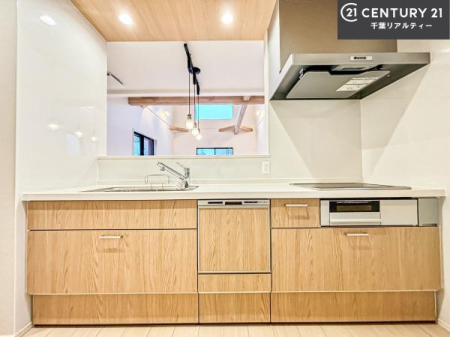 �L�b�`�� ���[�X�y�[�X���L�x�ŁA�����X�y�[�X���X�b�L���ƕЕt���Ђ�`�����p�ł��܂��I
���K�ɍ�Ƃ��ł��܂��I�����̗���������܂��I