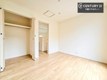 �q������ ���[�͂̂���m���ł��B����������������L�X�Ǝg���ċC�������ǂ��ł��I
�L���C�Ȗ��邢�������ŉ߂����̂́A�X�ɂ̂�т�������ł��܂��ˁI