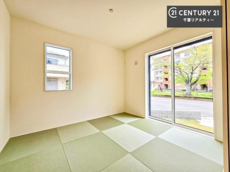 �a�� ���r���O�Ɨאڂ��Ă���a���ł��I�q�ԂƂ��Ă͂������A�Ǝ��̋x�e�X�y�[�X�Ƃ��Ďg�p����̂������ł��ˁI