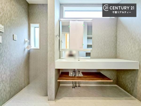 ���ʑ�E���ʏ� �I�[�v���^�C�v�̐��ʑ�́A�������ōa���Ȃ�������ꂪ���₷�����͓I�Ȑ��ʑ�ł��I�����̐g�x�x�����K�I