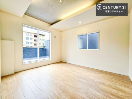 �Q�� �o���R�j�[�֖ʂ����m���Ȃ̂œV�C�̂������̓o���R�j�[�֏o�ă��t���b�V������̂������ł��ˁI�[�������v���C�x�[�g�^�C���������m���I�z������A���ʂ��ǍD�ł��B