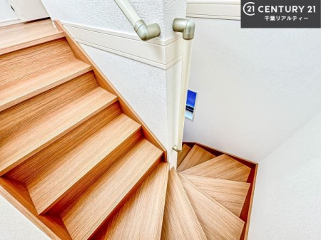 ���̑����� �K�i�͖��邭�萠������Ă��܂��B���q�l�₲�N�z�̕������S���Ă����p�����܂��ˁB