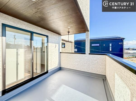 �Z�˂���̒��]�ʐ^ ������������Z��X�ł��I���͂ɂ͍����������Ȃ��A�󂪍L���J����������A�z�������傫���Ղ��邱�Ƃ�����܂���I�C�����̗ǂ������ʂ蔲����X���݂ł��I