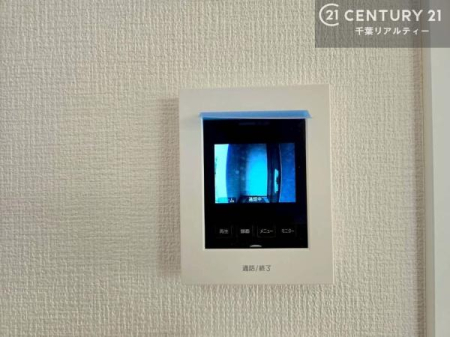 ���̑� TV���j�^�[�t�C���^�[�t�H���������B���K�҂̊���m�F���Ă���Ή��ł��邽�߁A�h�Ɩʂɂ��z�����ꂽ���S�̐ݔ��ł��B