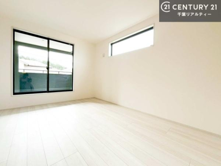 �q������ 2�ʍ̌����m�ۂ������邢�����́A���ʂ����ǂ��A���邭��ϋ��S�n�̗ǂ���ԂƂȂ��Ă���܂��B�����b�N�X���ĉ߂�����S�n�̗ǂ��������ł��I���̖ڊo�߂��X�b�L�����܂��ˁI