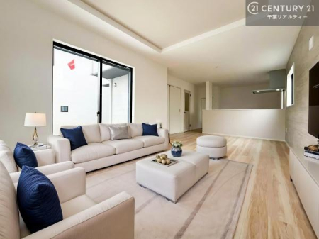 ���r���O �Ƌ��CG�p�[�X�ł��B��؂ȉƑ����W�܂邩�炱��LDK�ɂ͂�����肽���B
�q�����������C�ɏ΂��Ȃ��瑖�����Ă���p�����������u�L���Ƃɂ��ėǂ������v�Ǝv���u�Ԃł��B