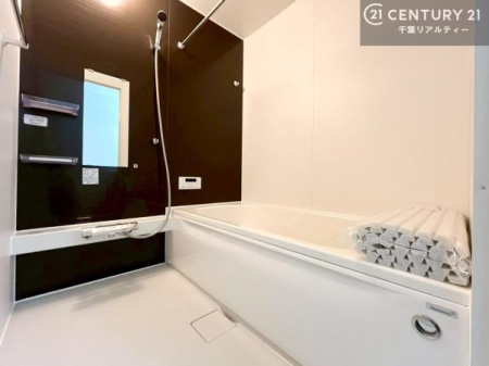 ���� �L�X�o�X�ň���̔������t���b�V���B�����L�΂���̂ŁA�����ɂ��������ƐZ����܂��ˁI�����̃o�X�^�C�����y���݂ɂȂ�܂��B