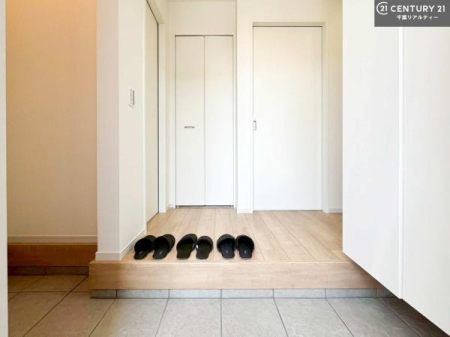 ���� ���ċA���Ă��Ă��A�������܁I�����������Ȃ�A�D�����}������Ă�����ԂɂȂ��Ă��܂��B
���邭��������錺�ւł��I