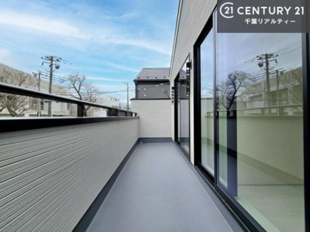 �o���R�j�[ �z������̗ǂ��o���R�j�[�ŁA�����󕨂��悭���������ł��ˁI
���V�C�̗ǂ����ɂ̓o���R�j�[�֏o�ă��t���b�V������̂��C�����悳�����ł��B