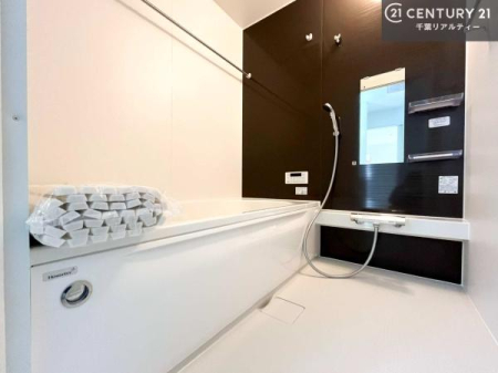 ���� �������������l�̕��͋C�̃o�X���[���́A�����o�Ă��ăo�X�^�C�����[���I
���d���撣���Ă��邲�J���ɂ��D�݂̓����̓����܂����āA�y����ł݂Ă͂������ł��傤���H