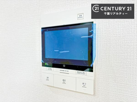 ���̑����� TV���j�^�[�t���C���^�[�z��������A�K��҂��f���Ŋm�F���Ă���Ή��ł��邽�߁A�h�Ɩʂ����S�ł��B���q�l�̂�����Ԏ��ɂ��S�����A���Ƒ��̈��S�E���S�ȕ�炵���T�|�[�g���܂��B