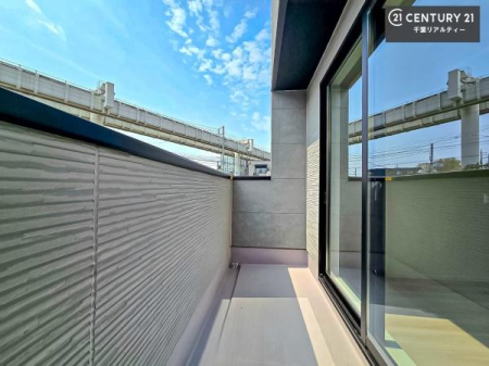 �o���R�j�[ �z������̗ǂ��o���R�j�[�ŁA�����󕨂��悭���������ł��ˁI
���V�C�̗ǂ����ɂ̓o���R�j�[�֏o�ă��t���b�V������̂��C�����悳�����ł��B