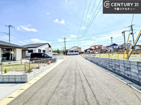 �O�ʓ��H�܂ތ��n�ʐ^ ���ӊ���A���q�l�̂���]�ɍ������������ꏏ�ɂ��ē���v���܂��B�Z��[���A�h�o�C�U�[�ɂ�邲���k������܂��B���Ђ͂��₢���킹�ɑ��Ή����܂��I���҂������܂���I