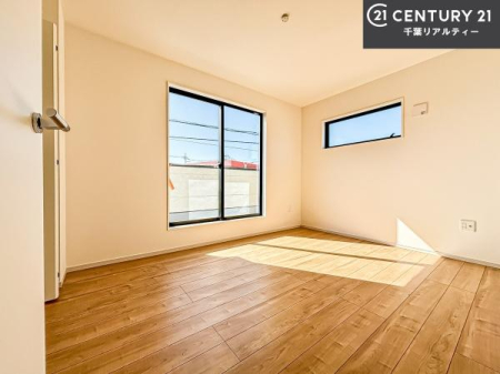 �m�� 2�ʍ̌����m�ۂ������邢�����́A���ʂ����ǂ��A���邭��ϋ��S�n�̗ǂ���ԂƂȂ��Ă���܂��B�����b�N�X���ĉ߂�����S�n�̗ǂ��������ł��I