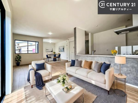 ���r���O �Ƌ��CG�p�[�X�ł��B�S�n�ǂ����r���O�͉Ƒ������R�ƏW�܂�܂��B�Ƒ��c�R�̎��Ԃ����������ł��B���Ƒ��ƁA����w�[���������Ԃ��߂��������ł��ˁB