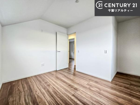 ���r���O�ȊO�̋��� �V���v���Ƀf�U�C������Ă��邽�߁A�Ƌ��I�т܂���I
���C�ɓ���̉Ƌ��u���Ă��낰���Ԃ���邱�Ƃ��ł��܂��B