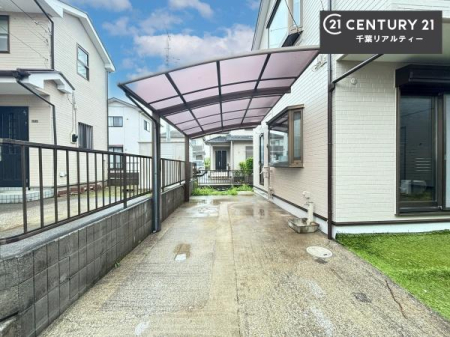 ���ԏ� ���ԃX�y�[�X��2�䕪����܂��I�Z�J���h�J�[�͂������A�o�C�N�⎩�]�ԂȂǂ��u���ꏊ�ɍ���܂���B