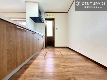 �L�b�`�� ������̂���L�b�`���́A���܂����S�~���ꎞ�I�ɊO�֏o���Ă������ƂŌ��ȏL���������ɂƂǂ߂Ă����Ȃ��čς݂܂��I�q���I�ł��ꂢ�Ȏ����ɂȂ�܂��ˁI