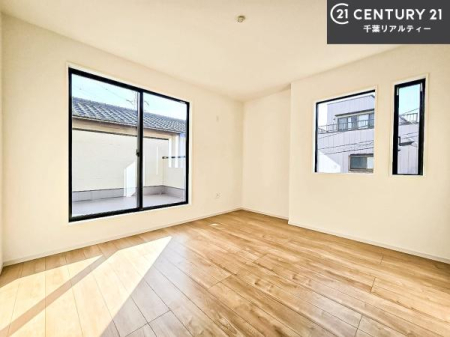 �m�� �o���R�j�[�ɖʂ����������Ȃ̂Ŗ��邭�J���I�ł��I