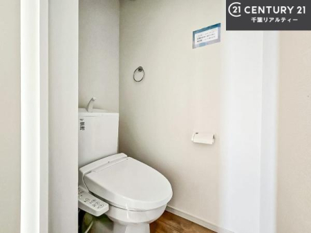 �g�C�� �������֍��ɂ��A�~��͕֍����g�����ł���̂ŗ₽���֍��ɍ��炸�ɍςފ������d�l�ł��I
