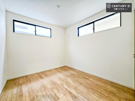 �m�� 2�ʍ̌����m�ۂ������邢�����́A���ʂ����ǂ��A���邭��ϋ��S�n�̗ǂ���ԂƂȂ��Ă���܂��B�����b�N�X���ĉ߂�����S�n�̗ǂ��������ł��I