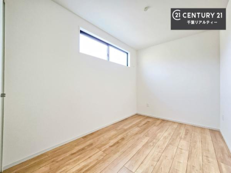 ���r���O�ȊO�̋��� �V���v���Ƀf�U�C������Ă��邽�߁A�Ƌ��I�т܂���I
���C�ɓ���̉Ƌ��u���Ă��낰���Ԃ���邱�Ƃ��ł��܂��B