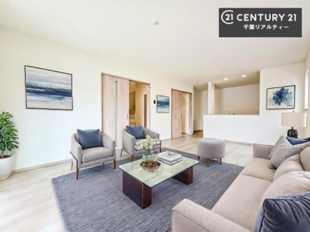 ���r���O �Ƌ�́ACG�p�[�X�ł��B��؂ȉƑ����W�܂邩�炱��LDK�ɂ͂�����肽���B
�q�����������C�ɏ΂��Ȃ��瑖�����Ă���p�����������u�L���Ƃɂ��ėǂ������v�Ǝv���u�Ԃł��B