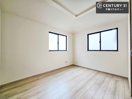 �m�� 2�ʍ̌����m�ۂ������邢�����́A���ʂ����ǂ��A���邭��ϋ��S�n�̗ǂ���ԂƂȂ��Ă���܂��B�����b�N�X���ĉ߂�����S�n�̗ǂ��������ł��I