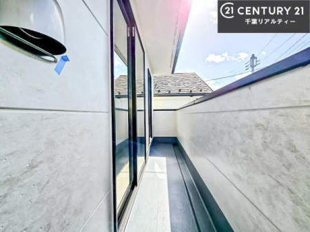 �o���R�j�[ �z������̗ǂ��o���R�j�[�ŁA�����󕨂��悭���������ł��ˁI
���V�C�̗ǂ����ɂ̓o���R�j�[�֏o�ă��t���b�V������̂��C�����悳�����ł��B