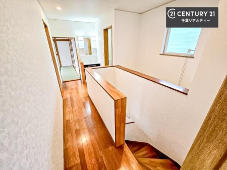 ���̑����� �K�i�͖��邭�萠������Ă��܂��B���q�l�₲�N�z�̕������S���Ă����p�����܂��I�����̐����ɂ₳�������v���X�����Z�܂��ł��B